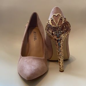 Embellished Heel Pump